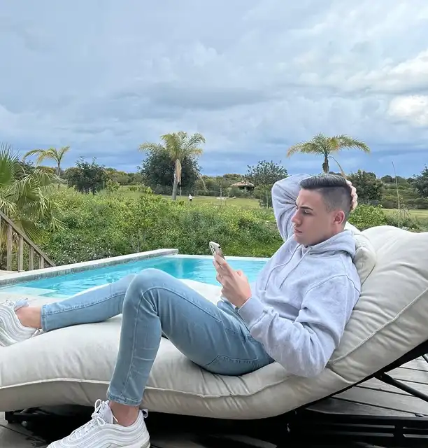 Daniel Ramos cover image